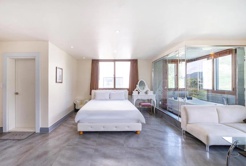 가평  디파우제펜션 이미지 6