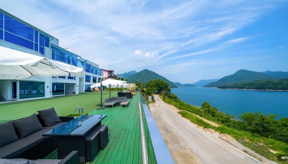 충주 애이리풀빌라 이미지 2