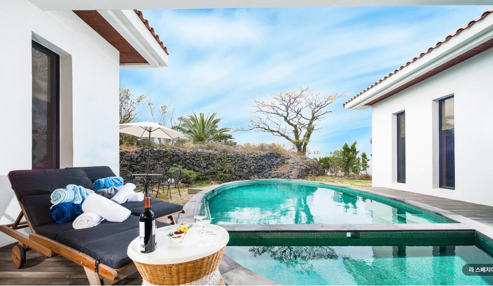 리벤시아 호텔 앤 풀빌라 이미지 10