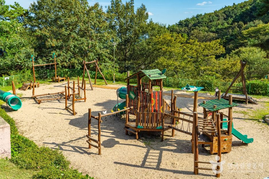 하동 구재봉자연휴양림 이미지 9