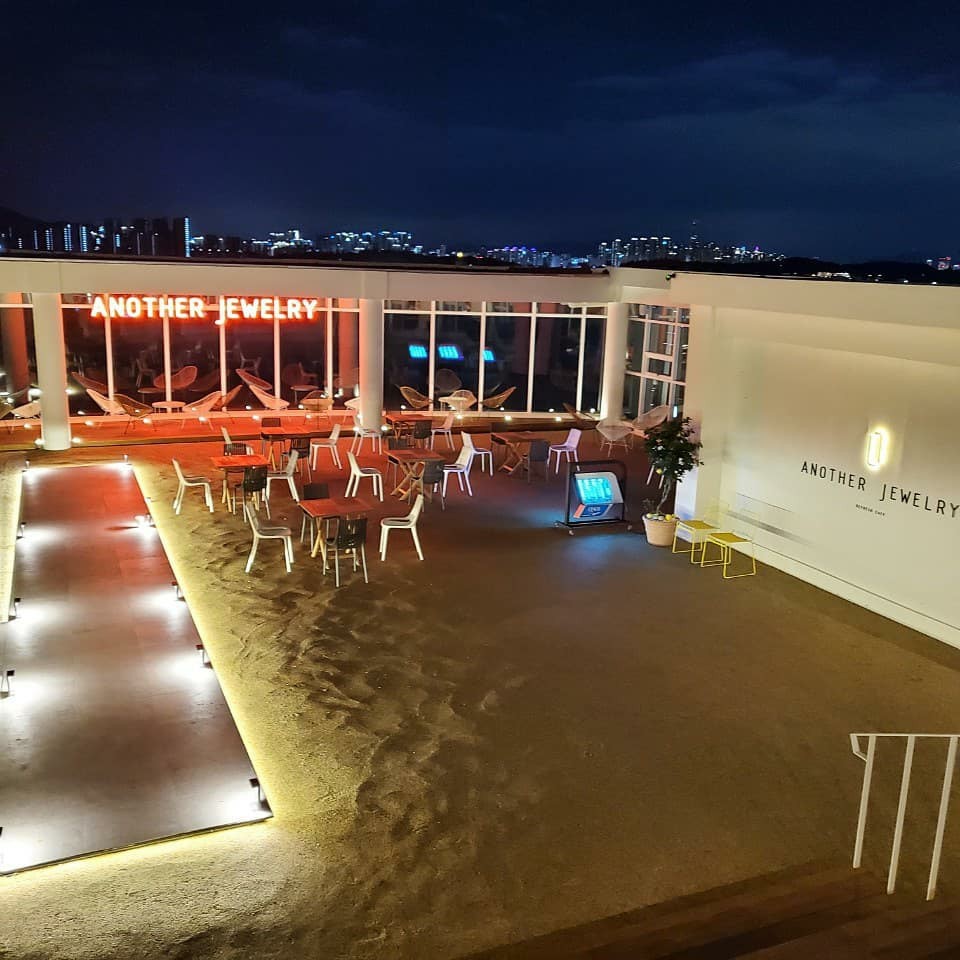 어나더쥬얼리 이미지 2