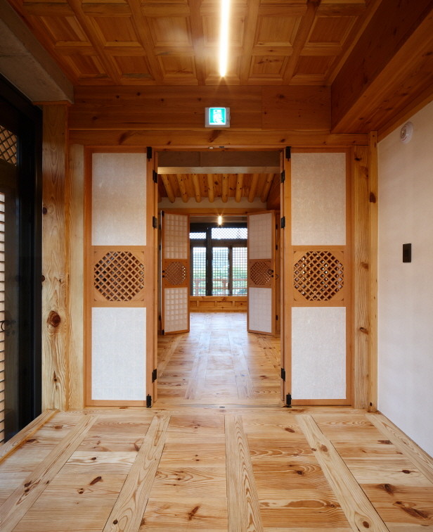 인문아카이브 양림 & 카페 후마니타스 이미지 2