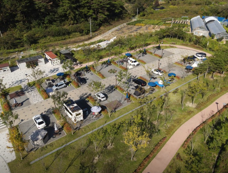 하기숲캠핑장 이미지 1