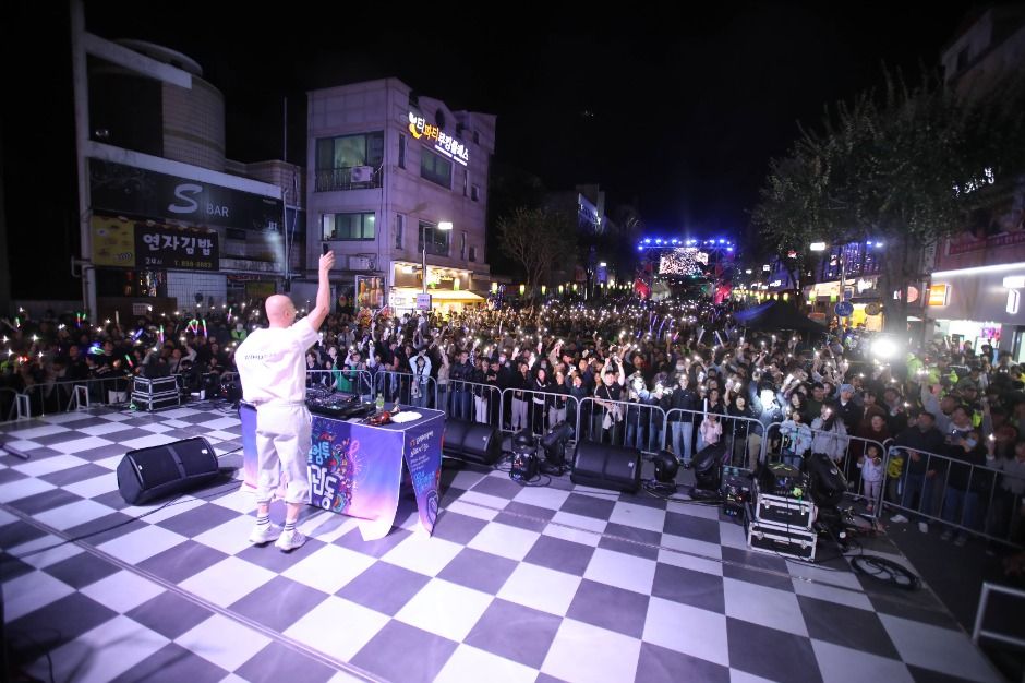 웰컴투신관동 이미지 1