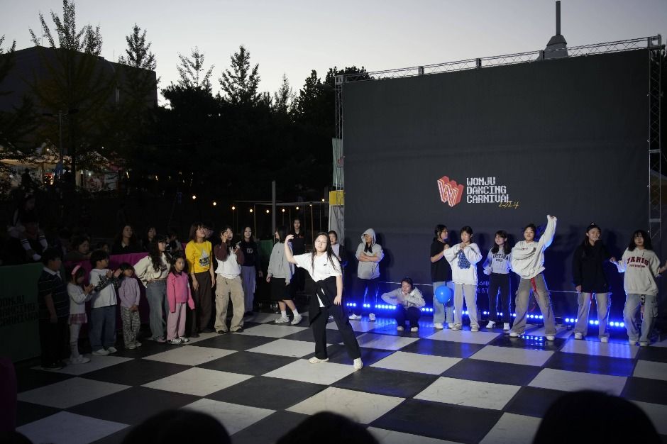 원주 댄싱카니발 이미지 3