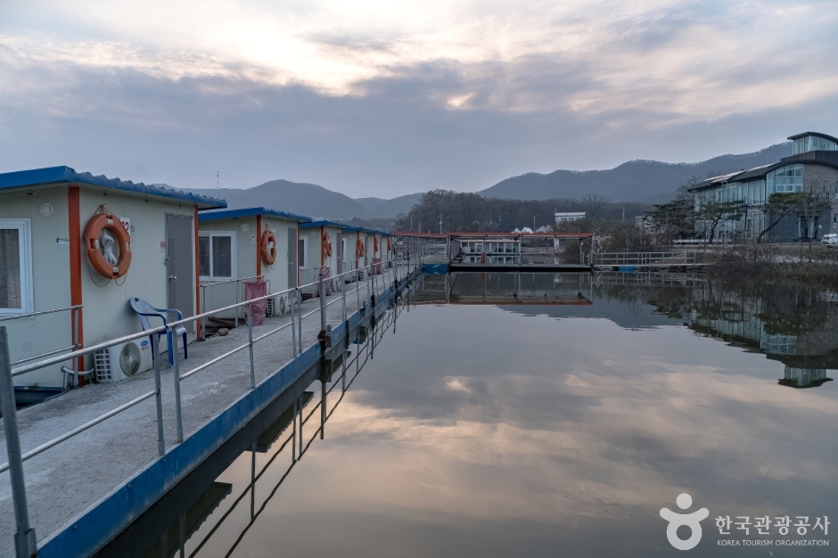 용담낚시터 이미지 4