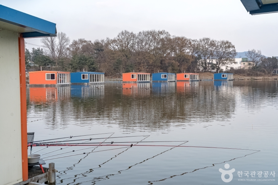 용담낚시터 이미지 5