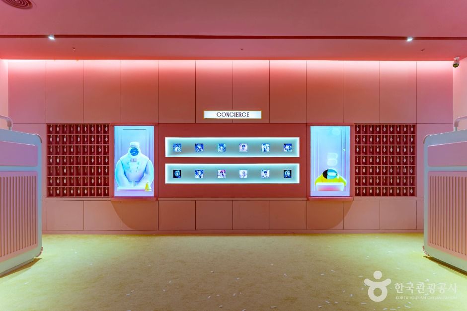 코스믹 리조트 이미지 1