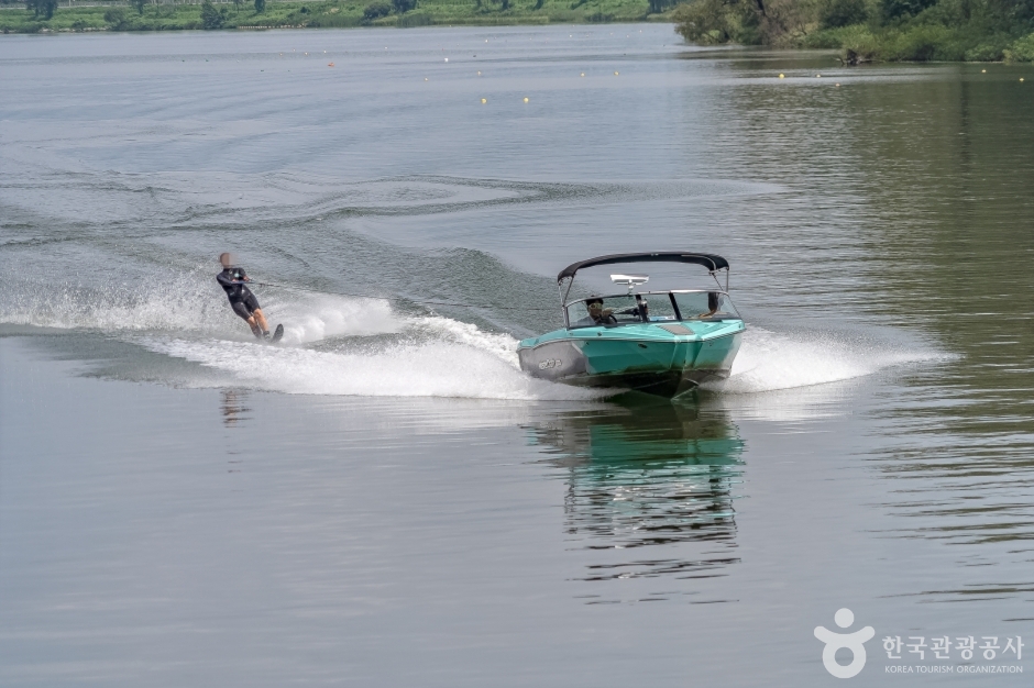 빅베어워터스키팀 인 워터랜드춘천 이미지 6