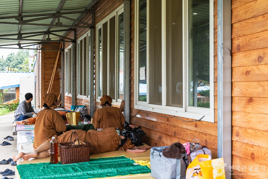 국화참숯불가마찜질 이미지 9