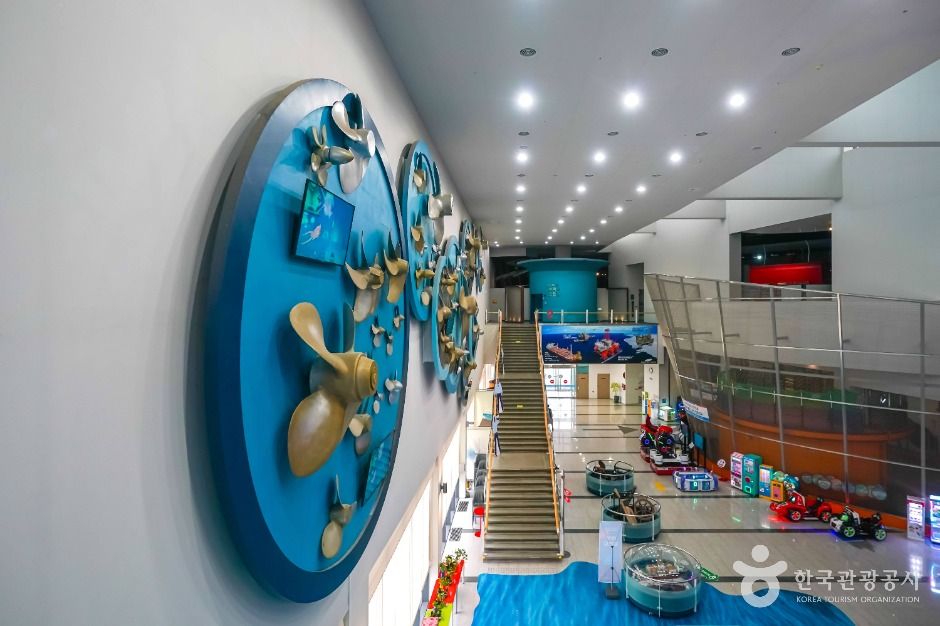 거제조선해양문화관 이미지 3