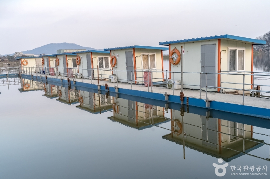 용담낚시터 이미지 1