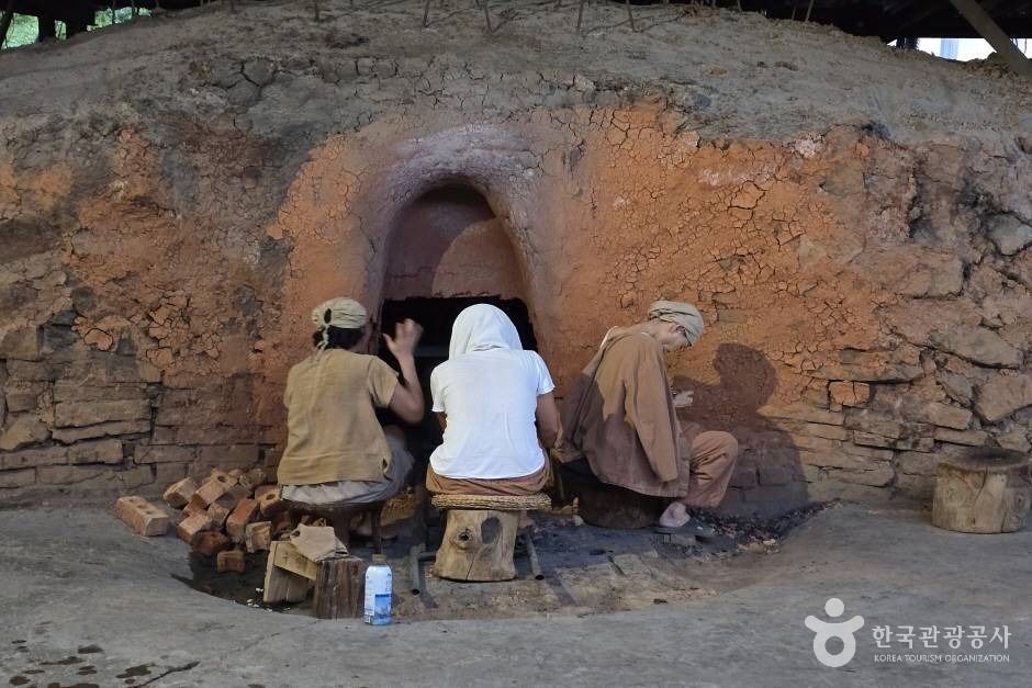 지리산참숯굴찜질방 이미지 1