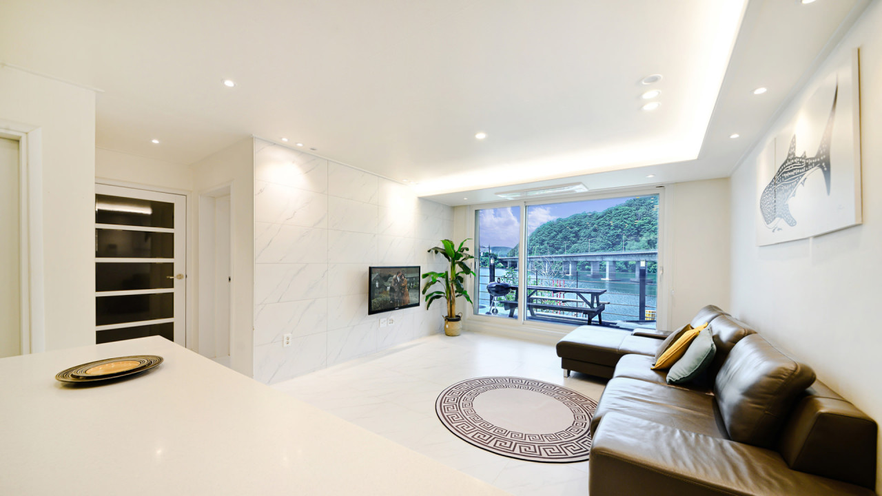 샤크빌리지 이미지 15