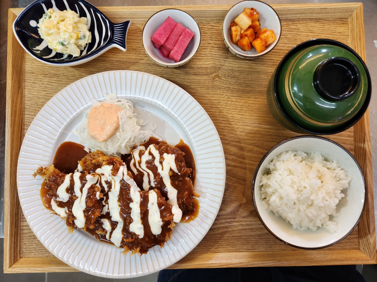 더 웨이팅 이미지 4