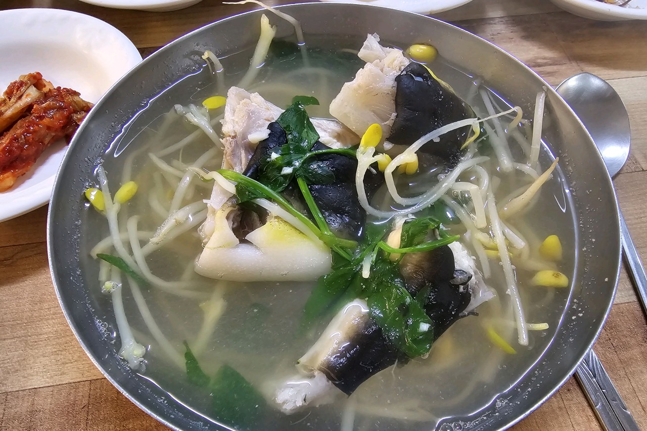 돌고래할매복집 이미지 4