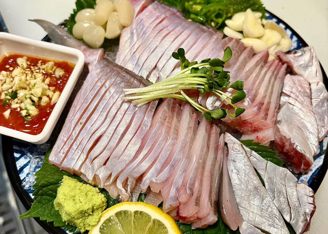 뱃꼬동 실내포차 이미지 3