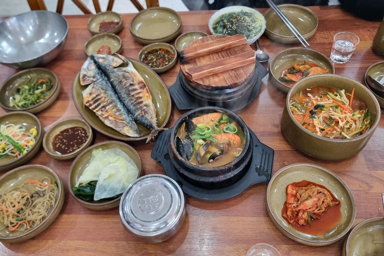 진주식당 이미지 1