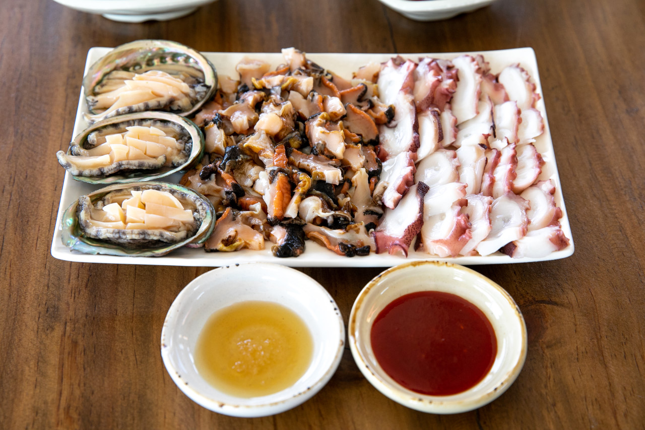 우도물들이 해녀의집 이미지 3