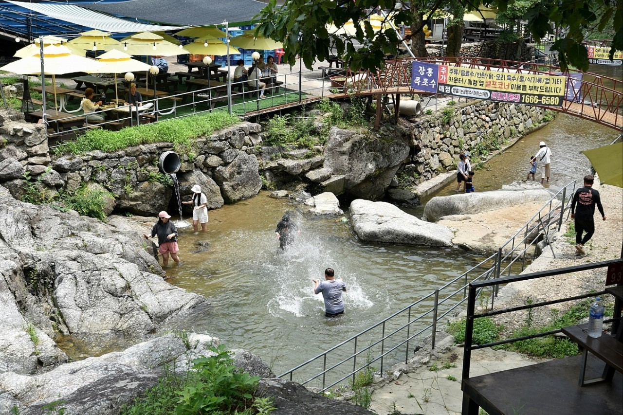 장흥폭포수식당 이미지 5