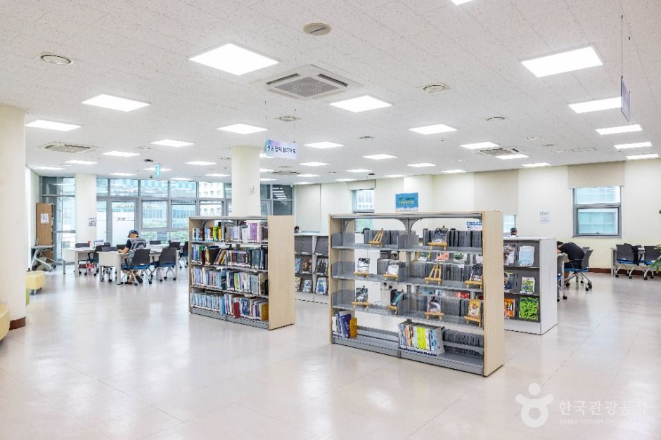 청라호수도서관 이미지 8