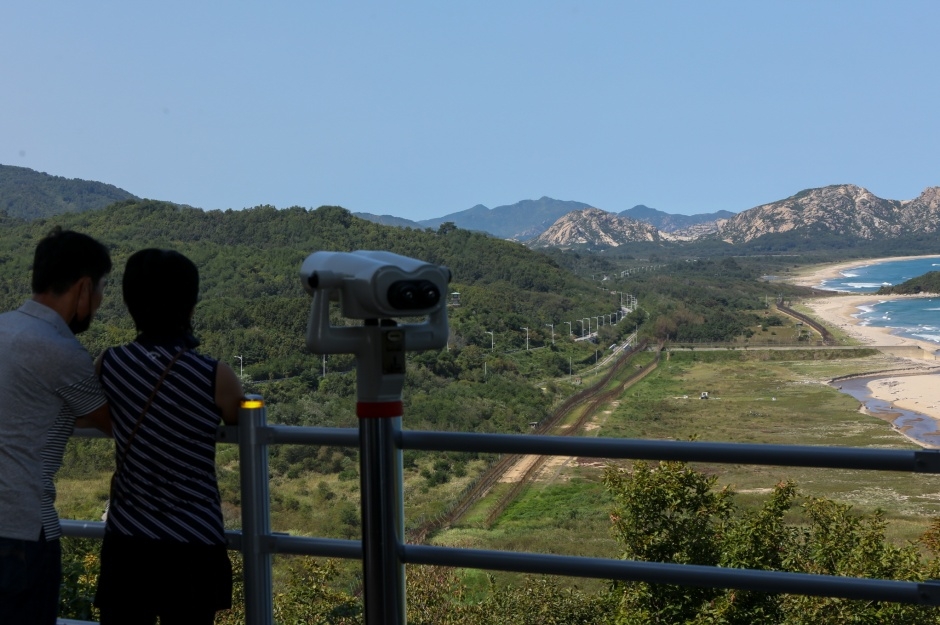 고성 통일전망타워 이미지 2