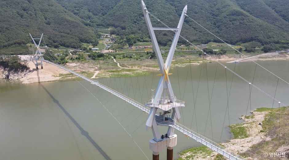 보현산댐 출렁다리 이미지 8