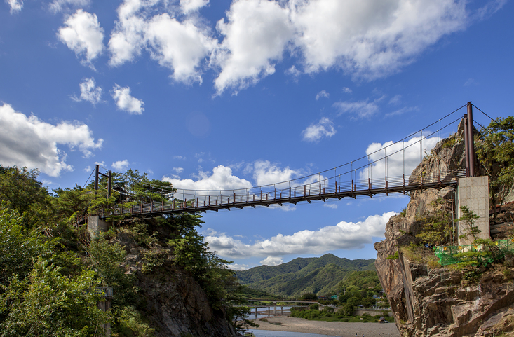 충주 수주팔봉 출렁다리 _캠핑성지 이미지 1